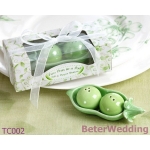 上海倍樂禮品有限公司 "Two Peas in a Pod" Salt and Pepper Shakers Baby Shower Favors上海倍樂禮品有限公司